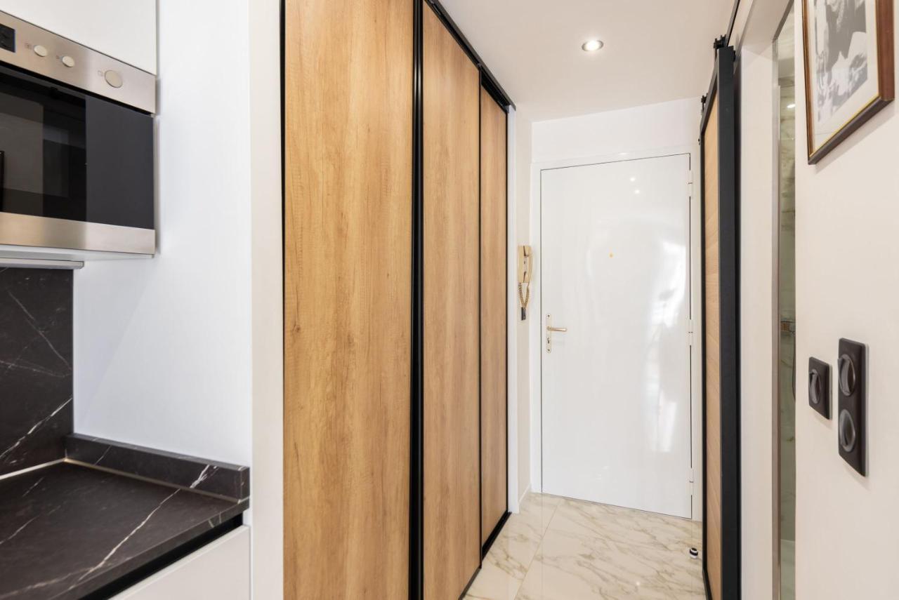 Large Studio - 50M Cannes Beach - Terrace Sea View מראה חיצוני תמונה